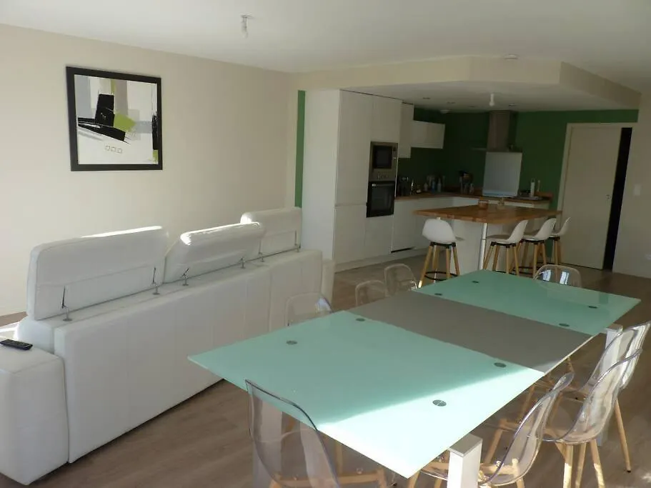 Holiday home A 15Km Du Mont-Saint Michel Villa