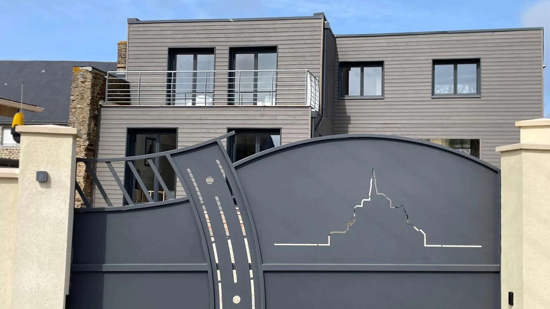 A 15Km Du Mont-Saint Michel Villa France